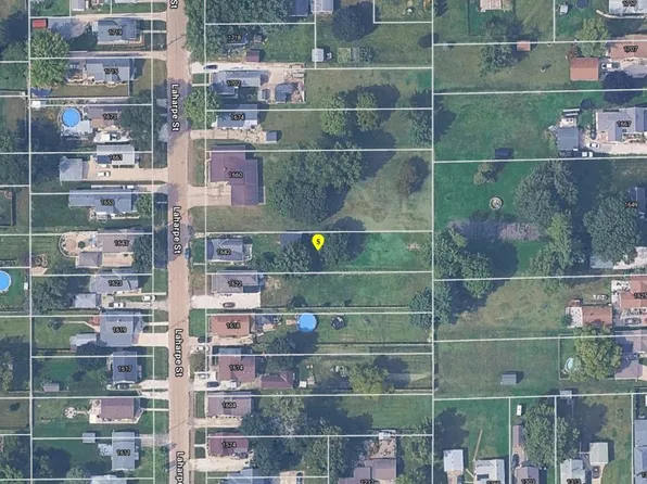 1642 Laharpe St, La Salle, IL 61301