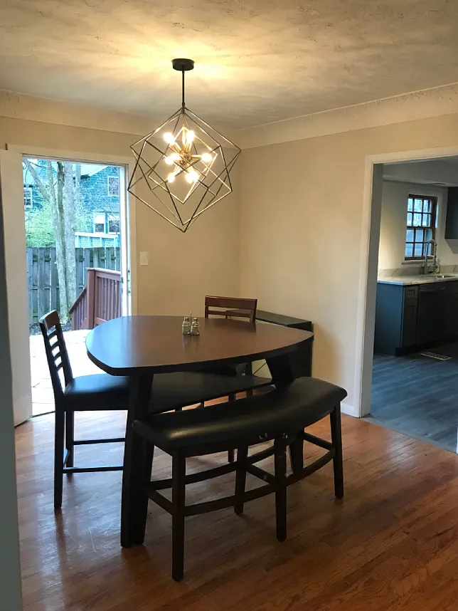 3 bed, 2120 sqft, $2,150 — Photo 3