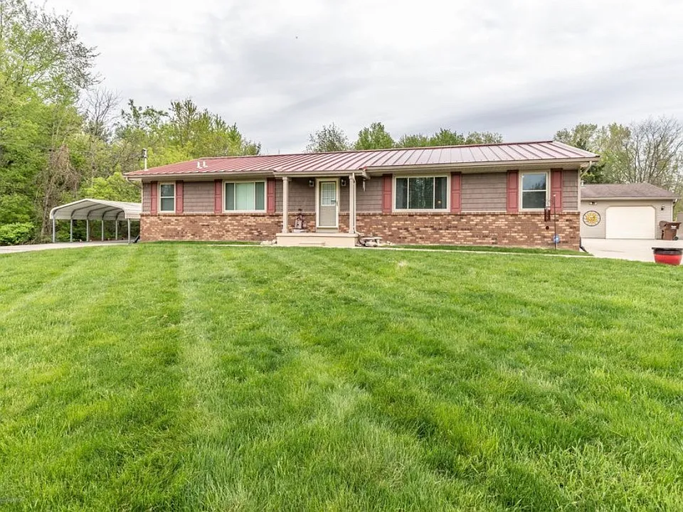 1776 E Round Lake Rd