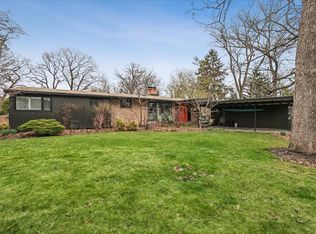214 Hancock Ave, Lake Bluff, IL