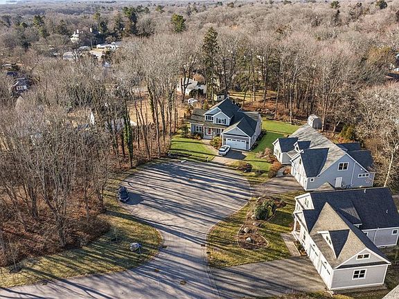 2nd image of 35 Abbey Rd