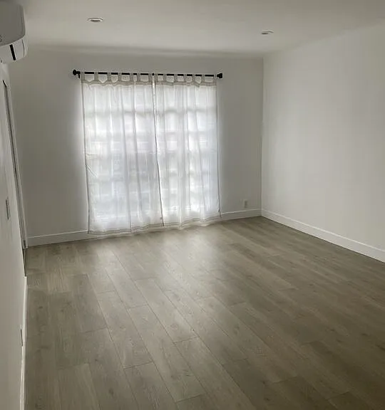 1254 N Orange Grove Ave #4 — Photo 17