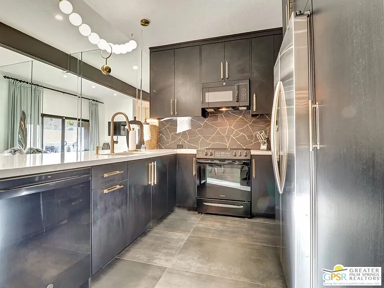 73429 Foxtail Ln — Photo 12