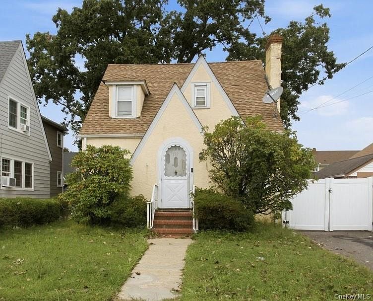 1st image of 179 Crowell Street