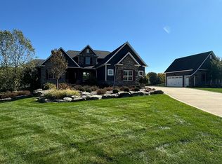 6761 River Forest Dr, Medina, OH 44256