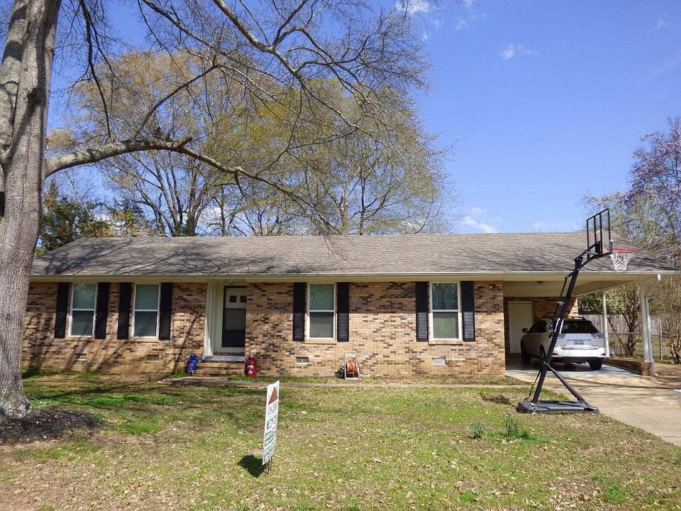 1st image of 104 Westwood Dr