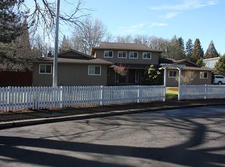 17344 Merlo Rd, Beaverton, OR 97003