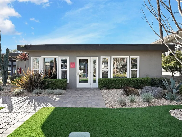 Tierra Palms Apartment Homes — Photo 63