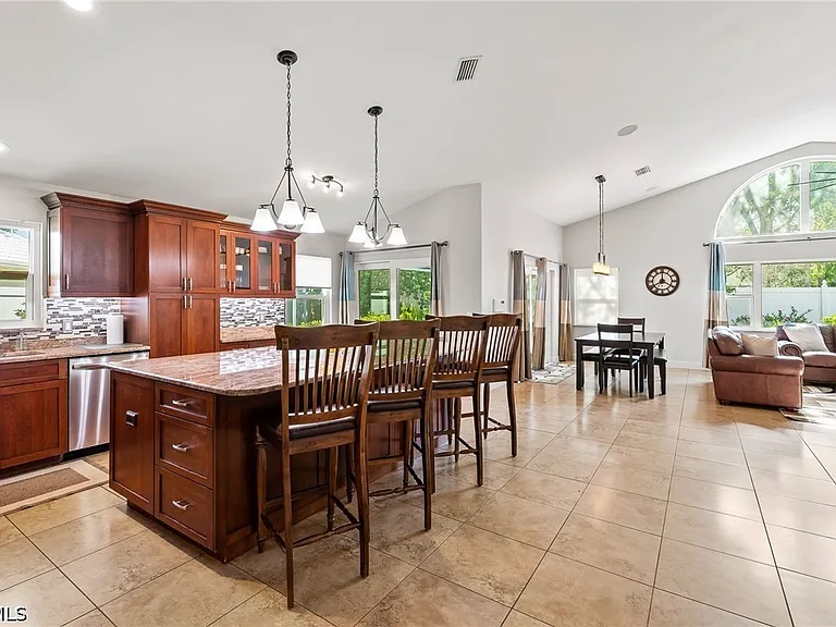 1250 Silverstrand Dr — Photo 19