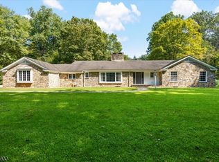 54 Naughright Rd, Long Valley, NJ 07853