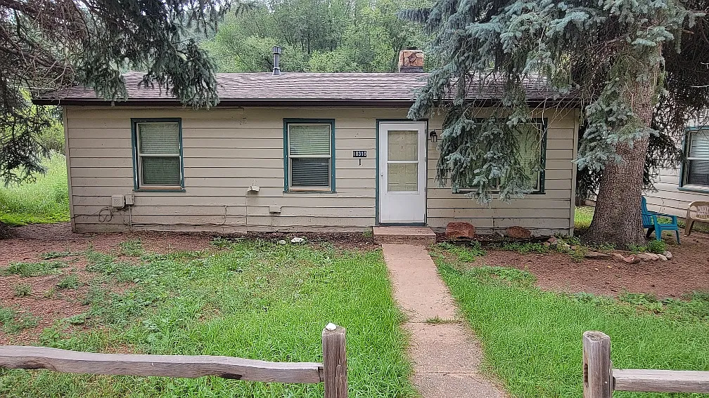 2 bed, 950 sqft, $1,600 — Photo 1