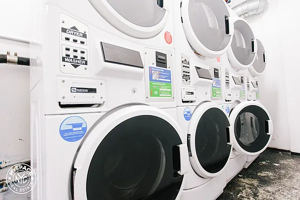 Rented by MySpaceNYC | media 36