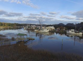 564 Romain Rd, Mc Clellanville, SC 29458