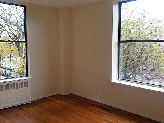 2nd image of 284 Eastern Pkwy #3H