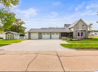 1407 Grant St, Blair, NE 68008