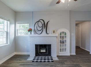 8100 Arbor Ave, Fort Worth, TX 76116