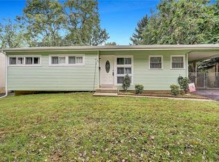 44 Princeton Rd, Parlin, NJ 08859