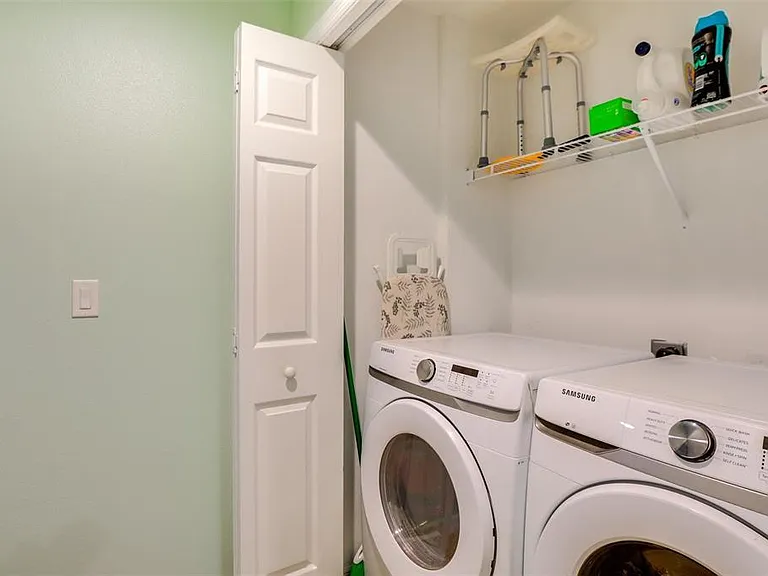 2441 6th Avenue Dr E — Photo 13
