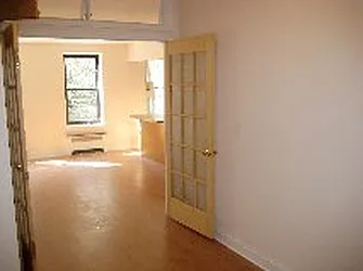 Rented by Manhattan Apartment Organization