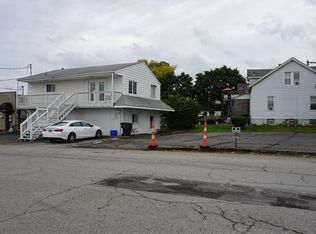 813 Raccoon St, Aliquippa, PA 15001