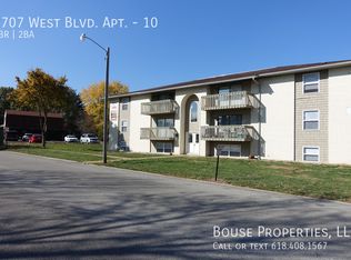 2707 West Blvd APT 10, Belleville, IL 62221