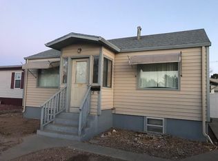 720 M St, Gering, NE 69341