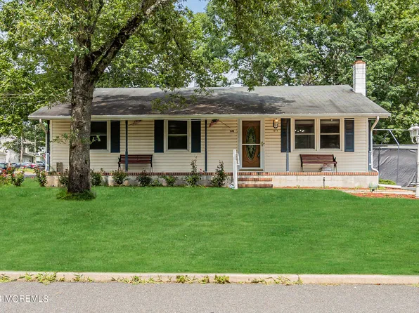 1048 Dune Avenue, Manahawkin, NJ 08050