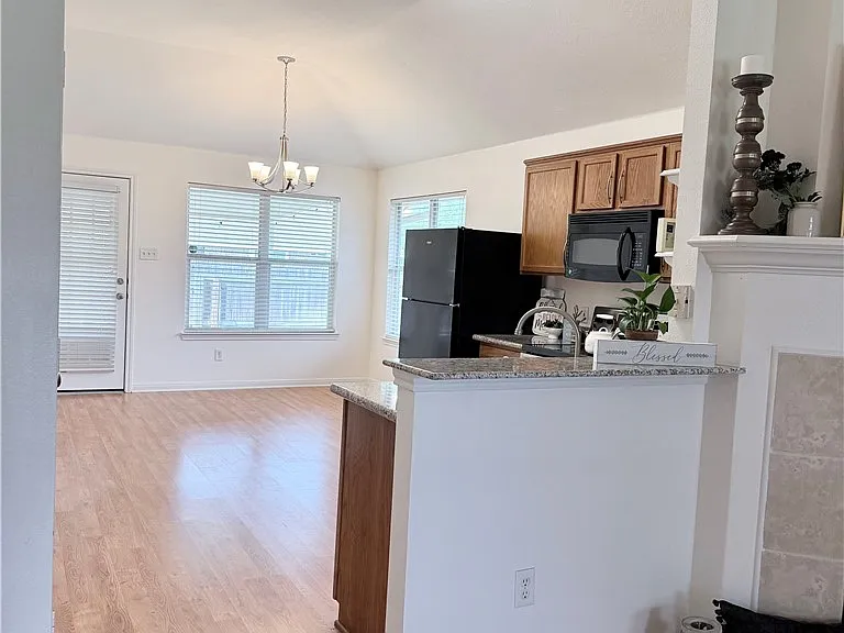 1029 Fallbrook Loop — Photo 7