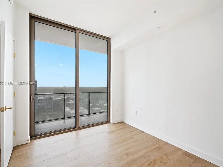 2678 Tigertail Ave #1903 — Photo 19