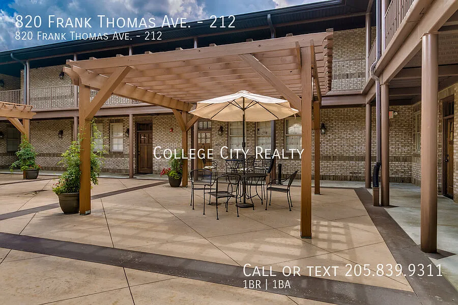 820 Frank Thomas Ave. — Photo 3