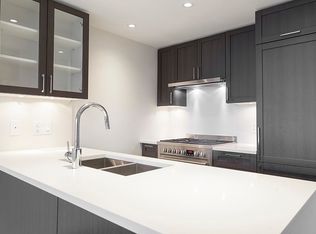 5598 Ormidale St #715, Vancouver, BC V5R 0E5