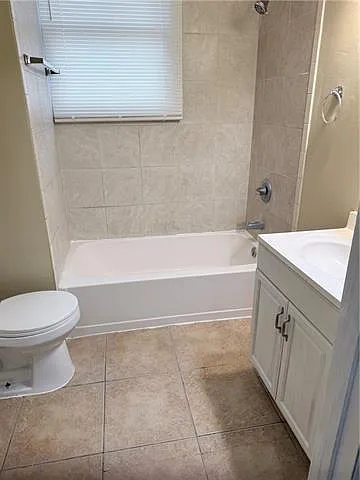 5109 Burgundy St — Photo 3