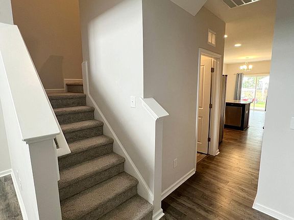 5th image of 351 Trevally Court