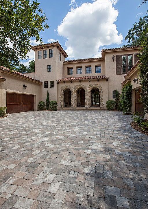 1st image of 1806 Bella Lago Ln