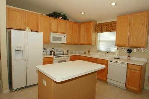 2nd image of 19320 Seacove Dr