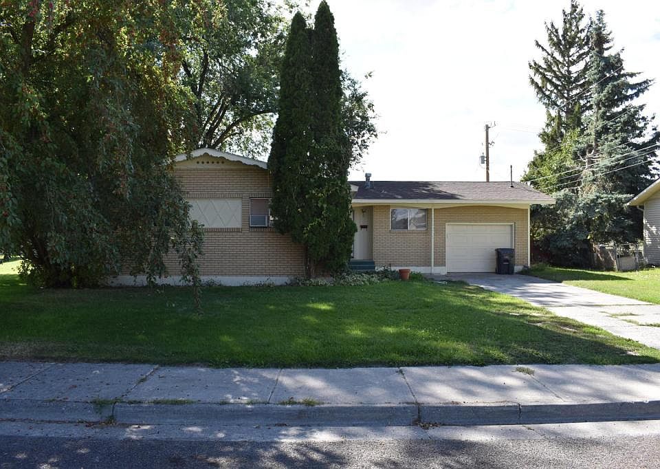 1st image of 1225 Melody Dr