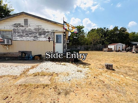 4th image of 607 E 19th St