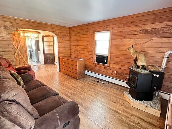 5th image of 13 Dunn Avenue
