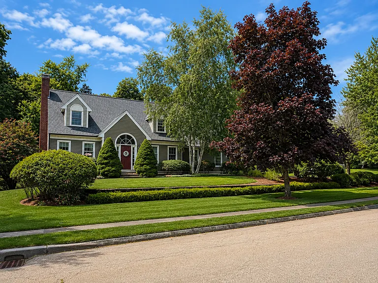 3 Goodwin Dr — Photo 1