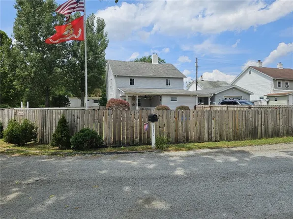 110 Post Office Rd, Uniontown, PA 15401