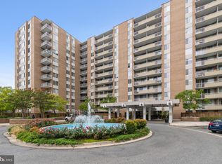 3001 Veazey Ter NW APT 122, Washington, DC 20008