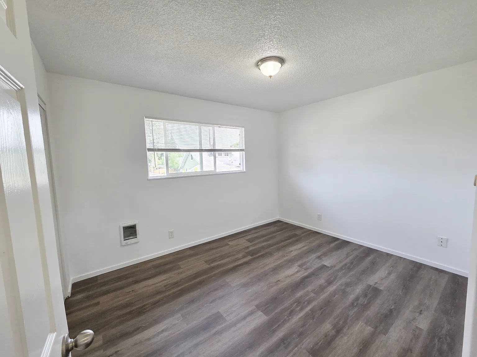 Arlington Apartments — Photo 4
