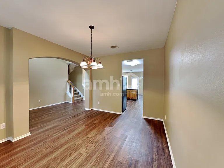 1817 Melissa Oaks Ln — Photo 6
