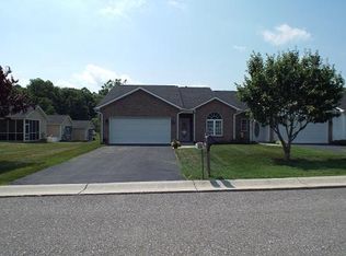 71 Berkley Ct, Troutville, VA 24175