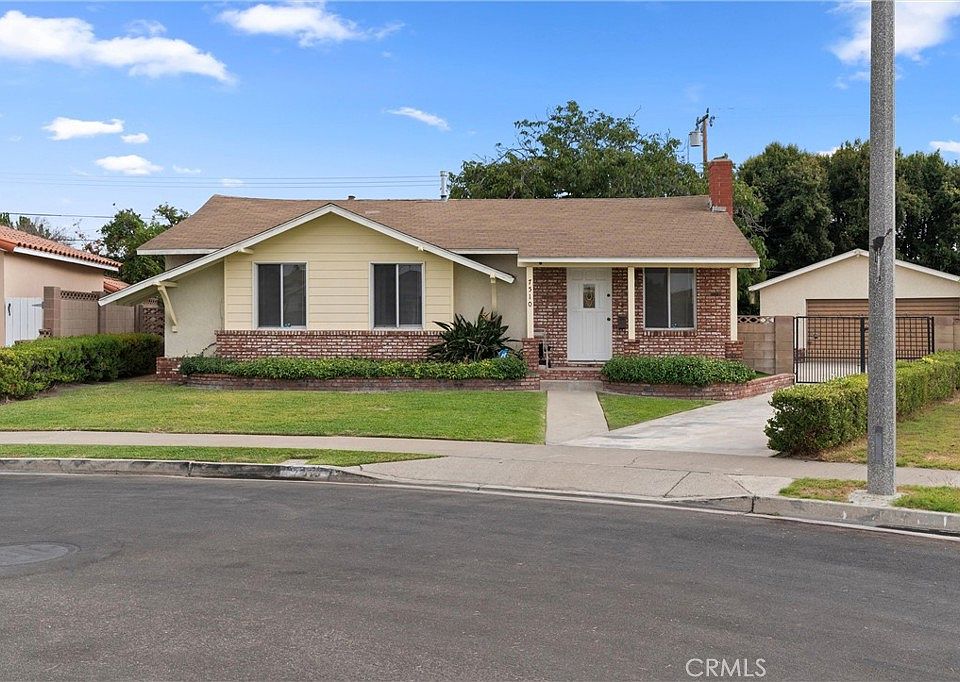 1st image of 7510 El Cortez Cir