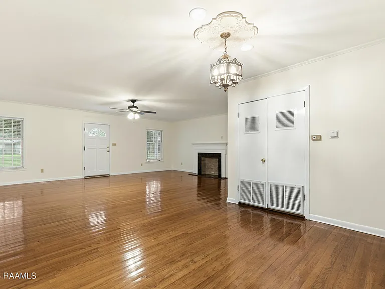 418 Marguerite Blvd — Photo 5