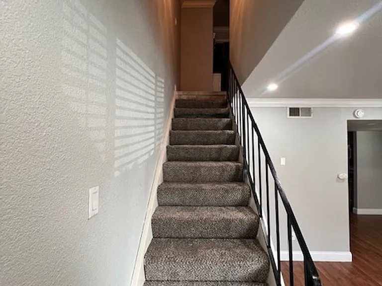 1966 Benita Dr #4 — Photo 15