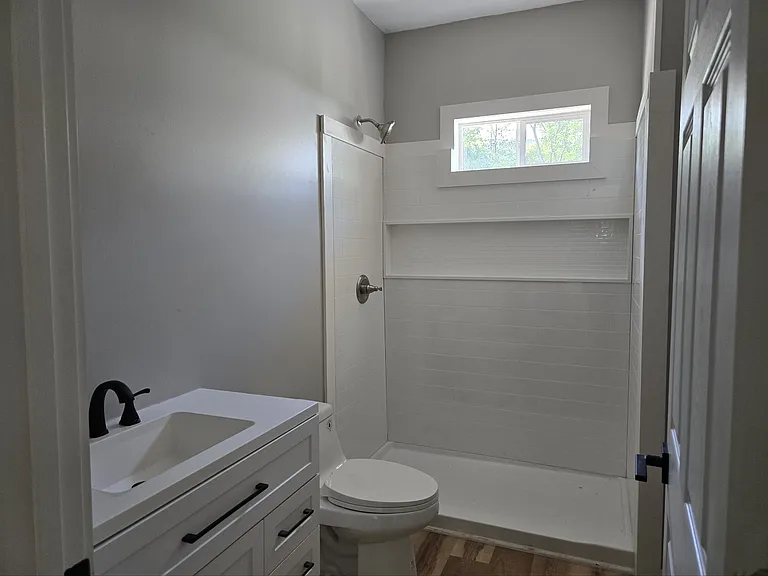 141 Edwards Ave — Photo 9