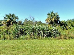 832 SW Del Rio Blvd, Port Saint Lucie, FL 34953