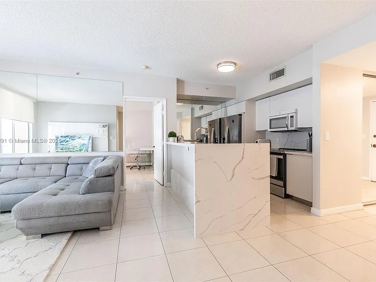 17555 E Atlantic Blvd #603 — Photo 5